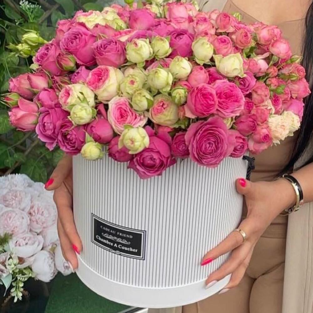 Цветы в коробке