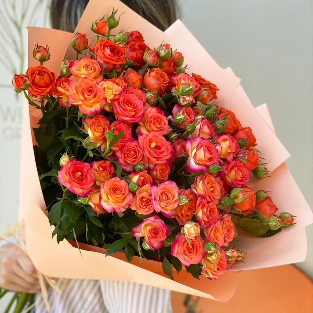 Orange Bouquet with premium spray roses