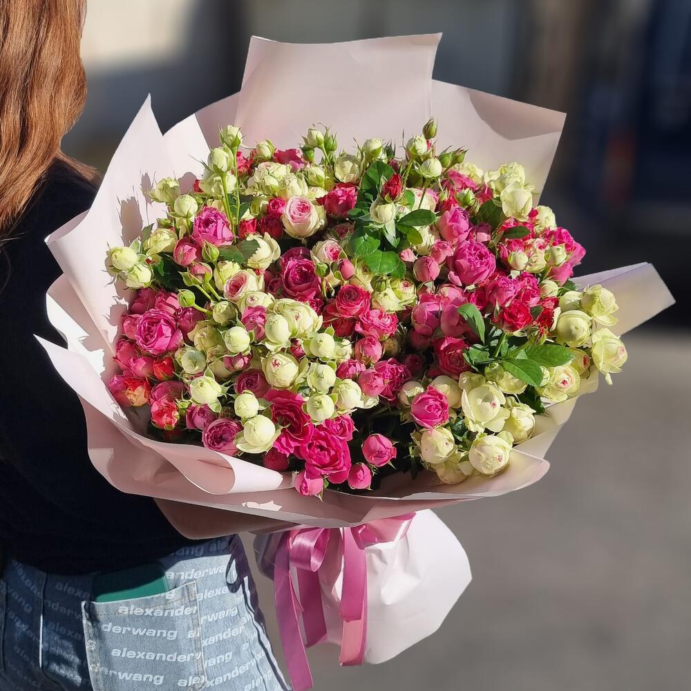 Букет из пионовидных роз