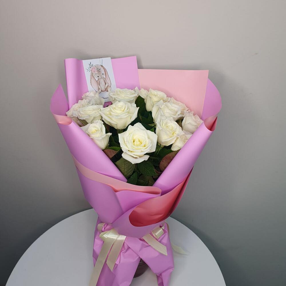 букет из 15 белых роз